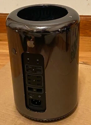 Apple Mac Pro 2013 A1481 6-Core 3.5 GHz Xeon 32GB 2xD300 No SSD Desktop Computer - Image 1 of 4