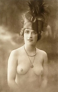 cartolina erotica donna nuda erotica ragazza nude pc - Foto 1 di 2