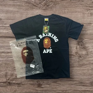 BAPE A Bathing Ape College Tee Black T-Shirt Size L – Iconic Ape Head Streetwear - Picture 1 of 3