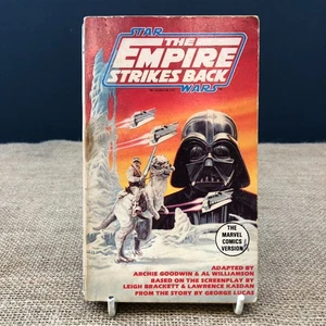 STAR WARS THE EMPIRE STRIKES BACK - MARVEL COMICS VERSION PAPERBACK BOOK 1980 - Foto 1 di 10