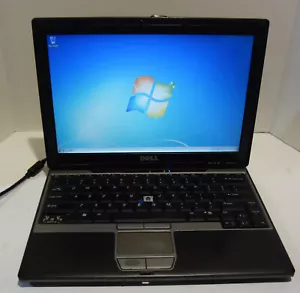 Dell Latitude D420 12.1'' Notebook (Intel Core Duo 1.20GHz 512MB 60GB Win 7) - Picture 1 of 9