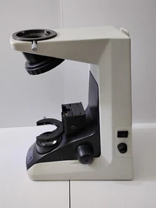 Nikon Eclipse E200 Mikroskopgehäuse mit 4 Positionen Revolver - Bild 1 von 8