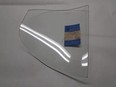 1951 OLDSMOBILE СЕДАН 4D TOURBACK СЕРИИ 98 НАЗАД R/H ИЗОГНУТОЕ ОКНО B225 СМ. РАБОТЫ - Изображение 1 из 3