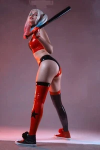 Sexy Harley Quinn Cosplay Hot body 4x6 photograph Beautiful! #A2 - Picture 1 of 1