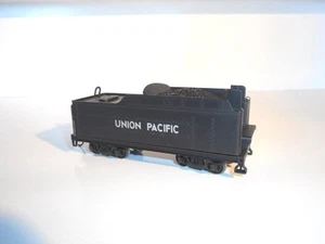 Bachmann DCC ready Non motorised UP tender. Excellent cond. 2 rail DCC. HO scale - Picture 1 of 9