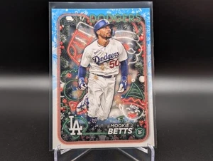 2024 Topps Holiday Mookie Betts #H135 Los Angeles Dodgers - Imagen 1 de 2