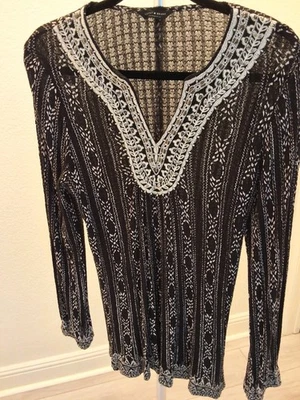 Top túnica bordada boho negra blanca Lucky Brand para mujer M manga larga Foto 1 de 4