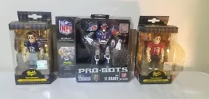 NFL Pro-Bots Patriots Tom Brady #12 Robot Action Figure + Funko GOLD Vinyls - Picture 1 of 3