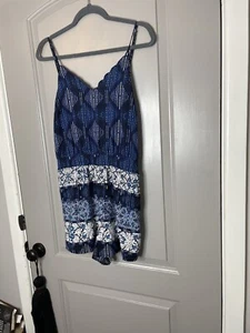 Forever 21 Size M Womens Romper Navy Blue White Sleeveless Scalloped Pockets - Picture 1 of 8