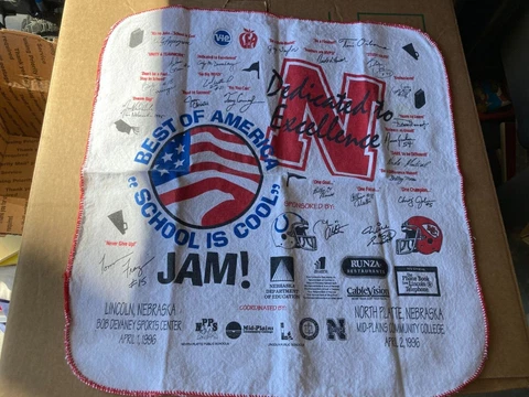 Vintage Nebraska Cornhuskers Back To School Jam Towel Cover