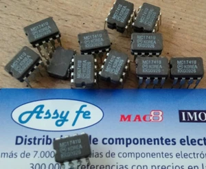 MC1741U IC-DIP8 Operational Amplifier Single AMP Bipolar Ceramic MC1741 U MOTORO - Picture 1 of 1