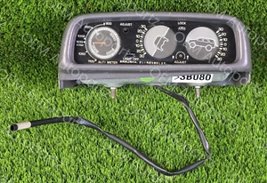 Toyota 4Runner, Hilux, 4WD 1988-1994 LN130 Tilt Altimeter Gauge OEM JDM used - Picture 1 of 13