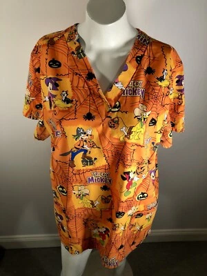 Blusa Médica Disney Mickey Mouse And Friends Halloween Talla 1X Foto 1 de 4