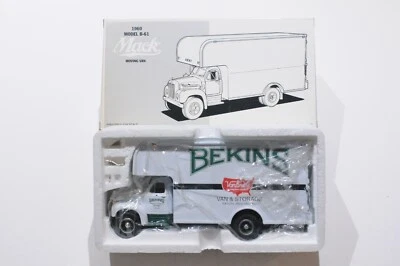 FURGONETA DE MUDANZA MACK MODELO B-61 1960 PRIMERA MARCHA ESCALA 1:34 NUEVA 18-1944 Foto 1 de 4