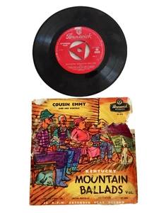 vINYL VTG 7” RECORD 45 COUSIN EMMY & HER KINSFOLK BRUNSWICK MT BALLADS neocurio - Picture 1 of 6