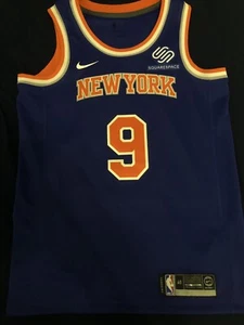 (S) RJ BARRETT #9 NEW YORK KNICKS AUTHENTIC NIKE BLAU TRIKOT GRÖSSE 40 ERWACHSENE SMALL - Bild 1 von 2