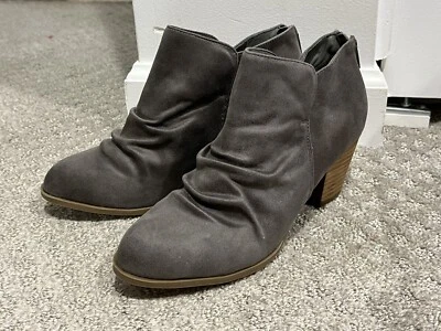 Botín de Tacón Report Clarice - Gris NUEVO Talla 7.5W Foto 1 de 4