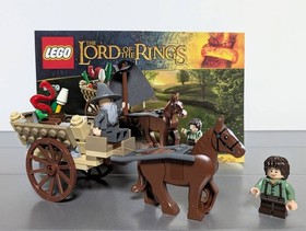 LEGO Lord of the Rings Gandalf Arrives Set 9469
