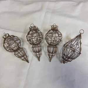 Gold Glitzer 7" Draht Christbaumschmuck 3-D (4er Set) Einer ist anders. - Bild 1 von 5