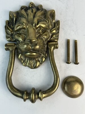 Antigua CABEZA DE LEÓN de latón grande de fundición pesada aldaba de puerta con botón de punto Foto 1 de 4