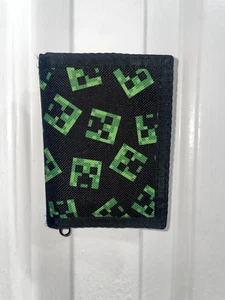 Minecraft Creeper Pattern Nylon Tri-Fold Wallet with VelcroMinecra Multi-Colored - Picture 1 of 5