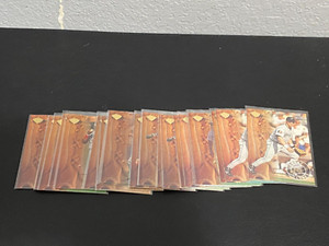 1995 Leaf Great Gloves Inserts U Pick Ken Griffey Jr Wade Boggs Greg Maddux & Mo