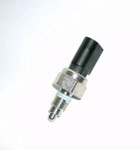 SEAT LEON TOLEDO INTERRUTTORE LUCE RETROMARCIA PER 02K945415 - Imagen 1 de 5