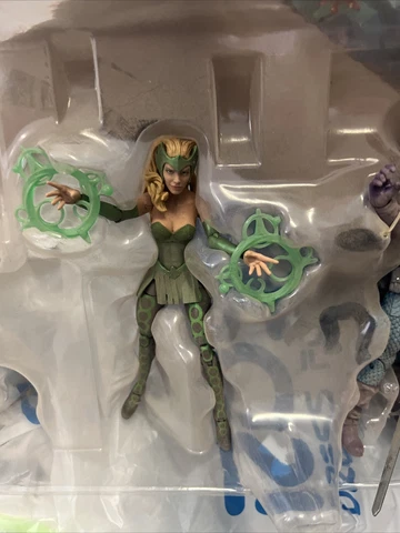 Marvel Legends Hasbro Raft SDCC Exclusive Enchantress Action Figure 6" Cover