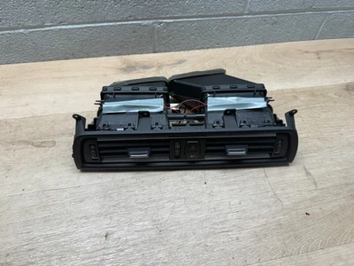 ОРИГИНАЛЬНАЯ ЦЕНТРАЛЬНАЯ ВЕРХНЯЯ НАКЛАДКА НА ПРИБОРНУЮ ПАНЕЛЬ BMW 650 640 M6 ПАНЕЛЬ ОТДЕЛКИ И ВЕНТИЛЯЦИОННОЕ ОТВЕРСТИЕ - Изображение 1 из 4