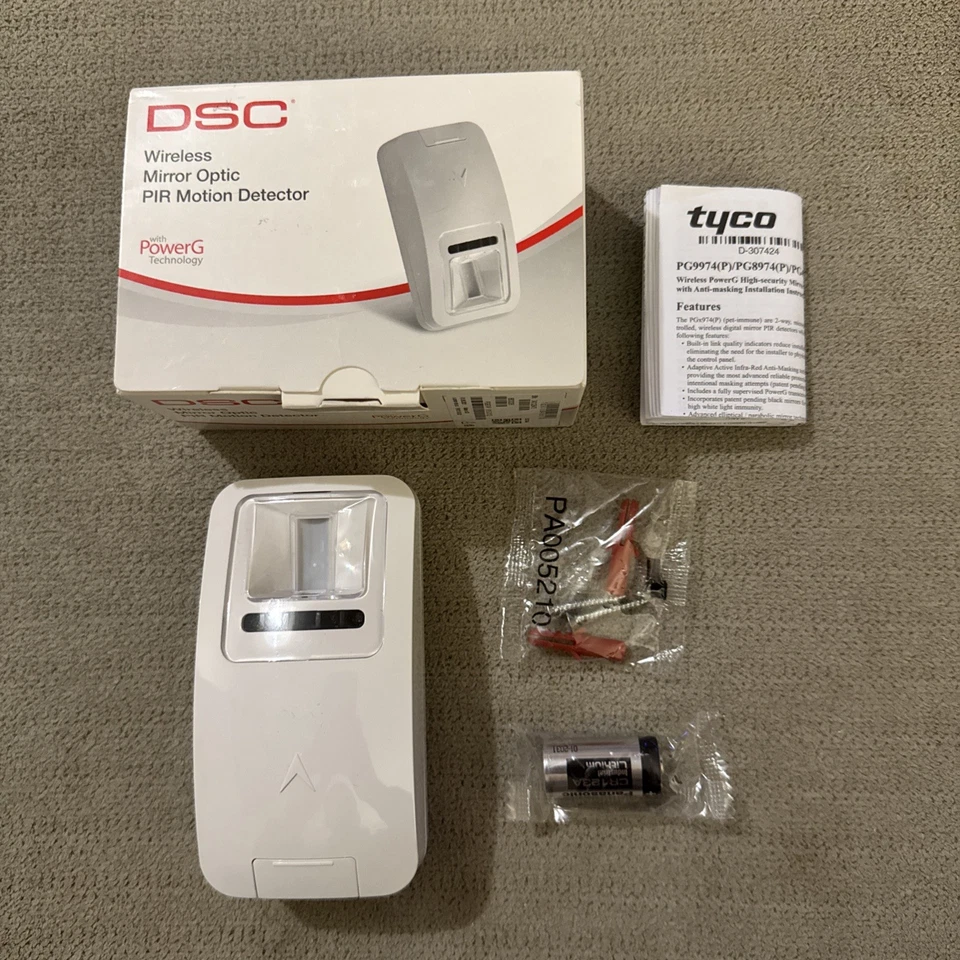 DSC PowerG PG4974P Wireless Mirror Optic PIR Motion Detector - Image 1 of 4