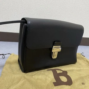 Bally handbag with logo hardware, black leather - Picture 1 of 19