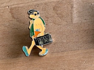 PINS PIN BD MARGERIN LUCIEN PLAGE  SIGNE CORNER - Picture 1 of 1