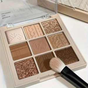 Luxurious 9 Colors Golden Eyeshadow Palette - Fast & FREE Shipping - Picture 1 of 4