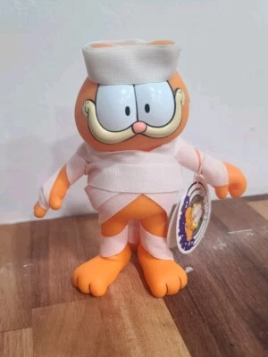 "Come To MUMMY" Garfield from 1978 release with tags - Image 1 of 4