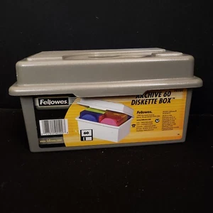 Vintage Fellowes Archive 60 Diskette Storage Box Holds 3.5" Floppy Disks - Afbeelding 1 van 12
