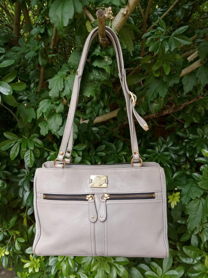 Modalu London Soft Grey Leather Shoulder Bag. Clean Used Condition  - Image 1 of 4