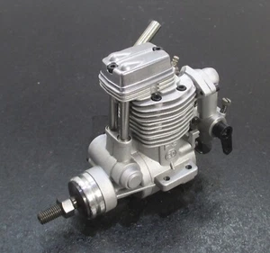 O.S. FS-20 3.56cc 4 stroke glow engine with exhaust pipe, used for R/C airplane - Picture 1 of 20