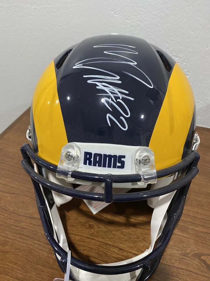 Casco de tamaño completo firmado autografiado por Marcus Peters #22 LA Rams certificado de autenticidad Foto 1 de 4