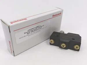 Honeywell BZ-2RW822-A2 Micro Switch Roller Lever - Picture 1 of 6
