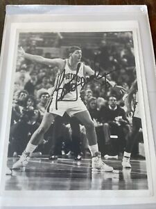 BILL LAIMBEER SIGNED AUTOGRAPHED 8X10 PHOTO MAN CAVE CHRISTMAS PISTONS