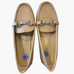 Calvin Klein Women Tan Leather Loafers 7.5 Driving Moccasins Shoes - Picture 1 of 6