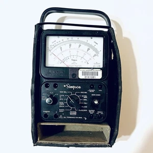 Multímetro vintage Simpson 260 Series 7 voltios-Ohm con estuche de cuero, sin probar - Imagen 1 de 1