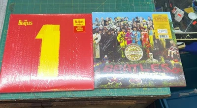 The Beatles ~27 No. 1's ~ Sealed 2LP Vinyl Record Set & Sgt Pepper Lonely Hearts - Image 1 of 4