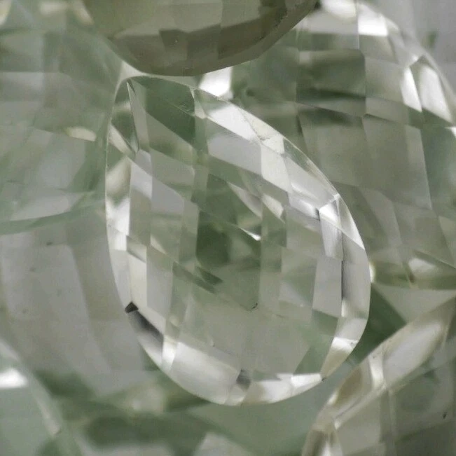 AMATISTA VERDE CLARO 15 x 10 MM BRIOLETTE CORTE PERA VENDIDO POR PIEDRA F-1455 Foto 1 de 1