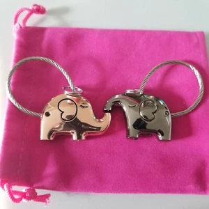 Neu 2 Elefanten Schlüsselanhänger Set His & Hers Edelstahl Schlüsselring Damen & Herren - Bild 1 von 3