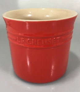 Vaso de utensilios de gres rojo Le Creuset 2,75 cuartos 2,3 L 16-17 - Imagen 1 de 4