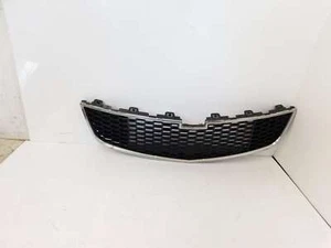 CHEVROLET CRUZE LS E5 4DR SALOON 10-15 FRONT BUMPER GRILL 96850786 VS998 30448 - Picture 1 of 12