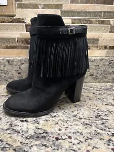 Ivanka Trump Preta Mujer’s Negro Gamuza Botines Tacones Altos Talla 7.5 Borde con Flecos - Imagen 1 de 6