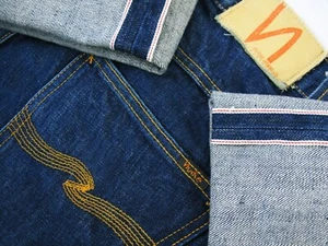 *LO ÚLTIMO ITALIA Pantalones de mezclilla para hombre NUDIE @ STRAIGHT RIBETE SVEN OSCUROS 33 x34 (ajuste 32x33,5) - Imagen 1 de 15