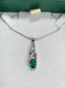 Celtic Knot 18K White Gold Necklace and Earing Set - Picture 1 of 7
